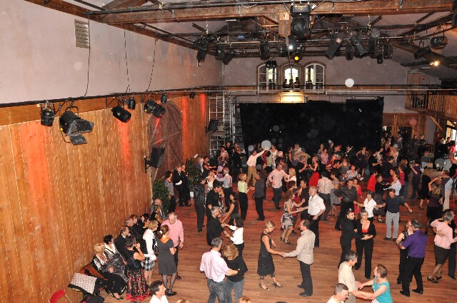 min 2008 10 05 station danse 084